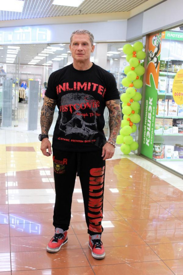 Спортивные Штаны Vestcover «Free» черные 