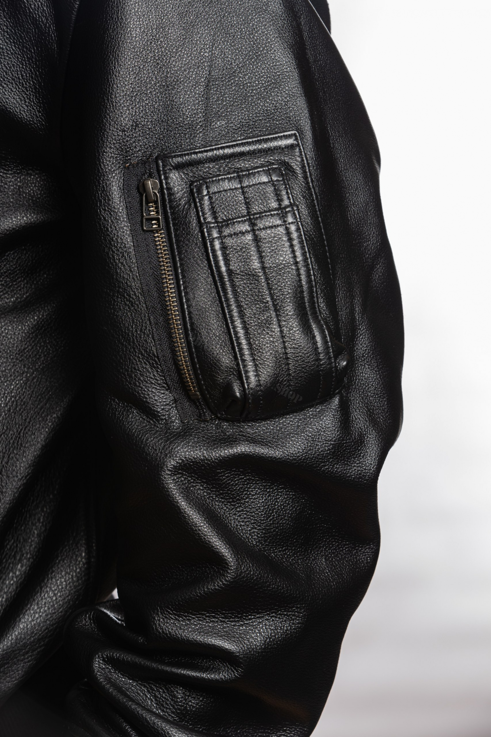 МУЖСКОЙ КОЖАНЫЙ БОМБЕР MA-1 LEATHER 